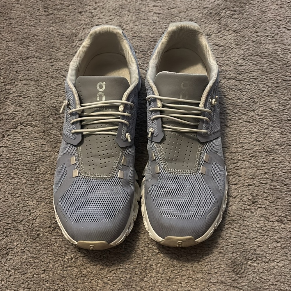 On cloud 5 shoes - Picture 2 of 6